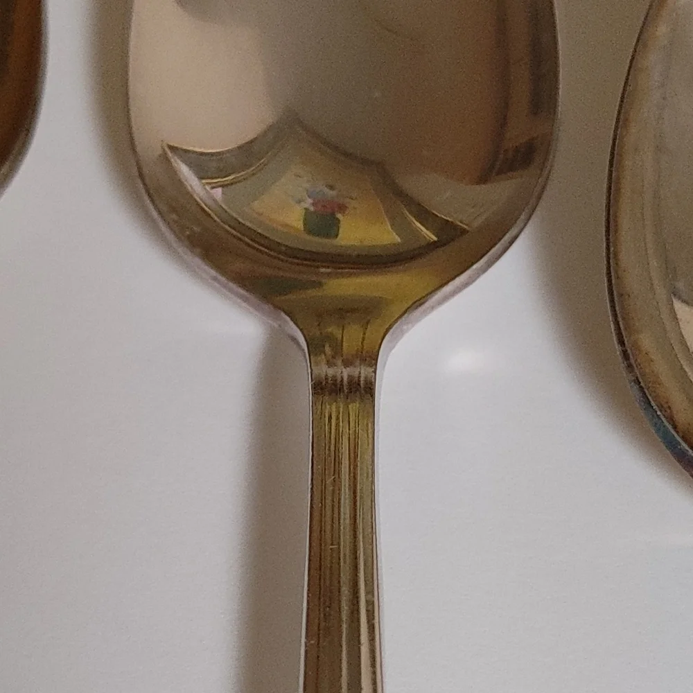 6 Tudor Plate Oneida Community Teaspoons